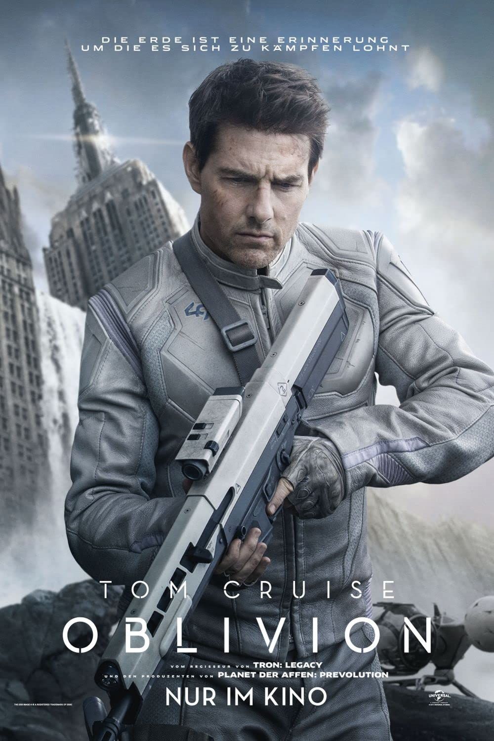 poster of Oblivion (2013) Hindi Dubbed BluRay