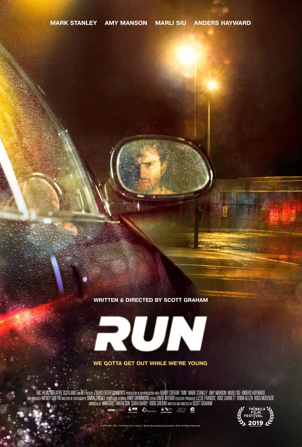 poster of Run (2019) Hindi (Voice Over) Dubbed WEBRip