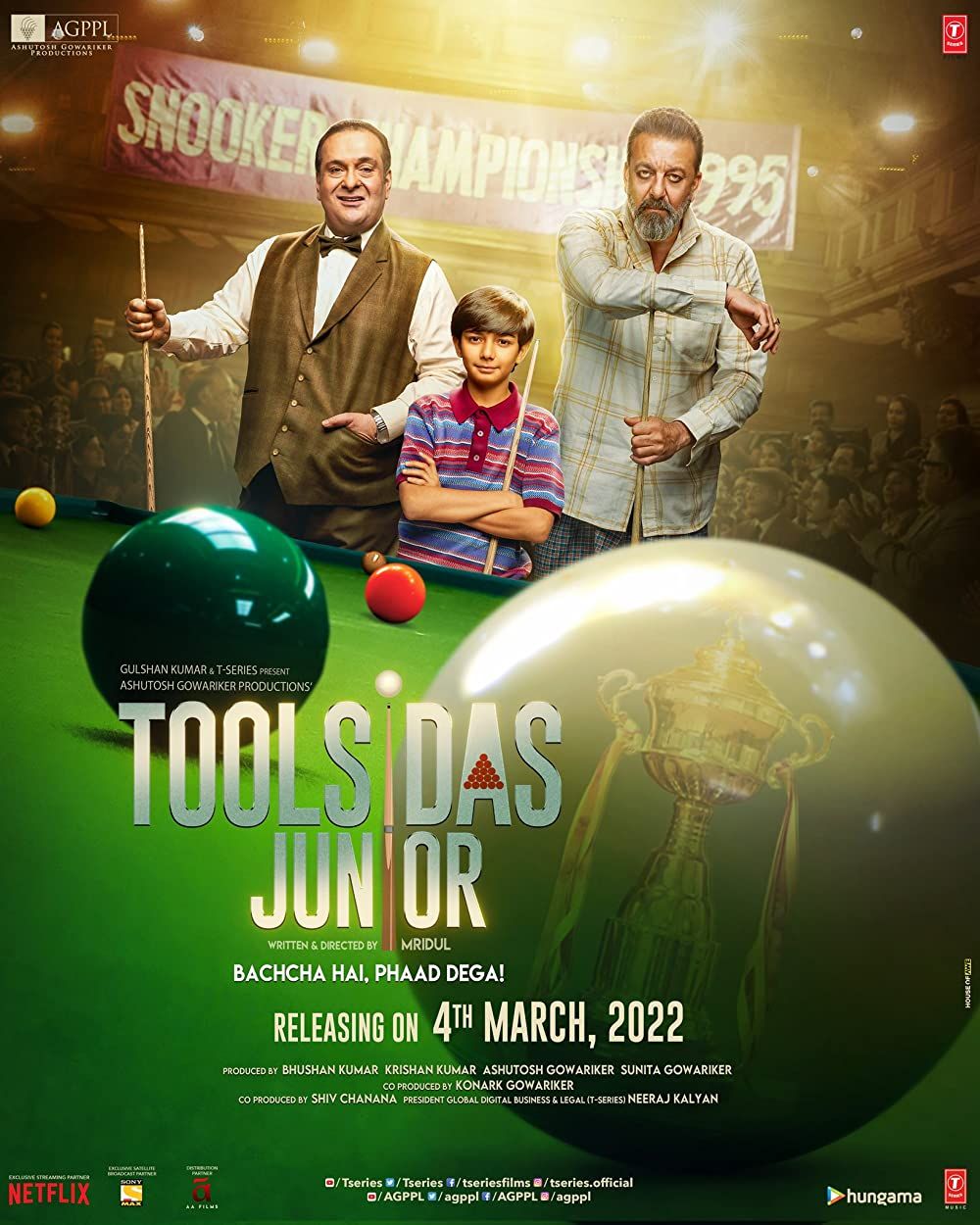 poster of Toolsidas Junior (2022) Hindi HDRip